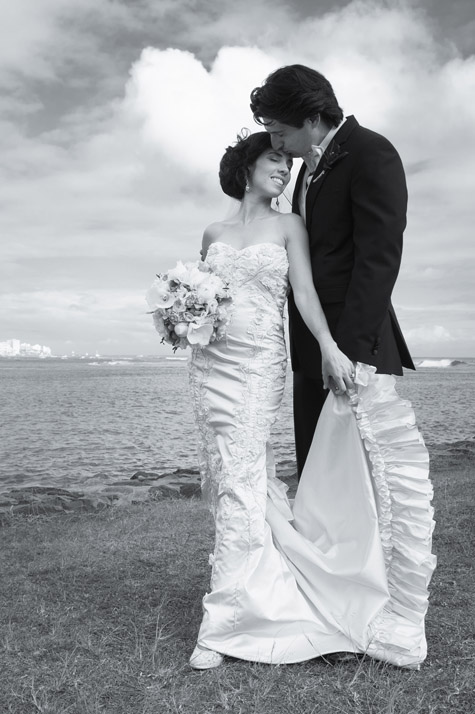 Bride and Groom Hawaii Wedding Photography