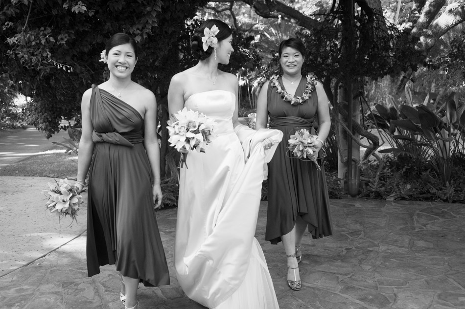 Bridesmaids in Waikiki