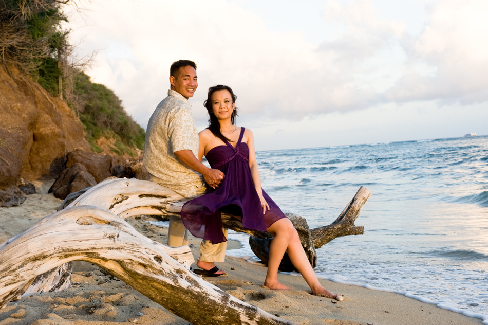 Romantic Hawaii Engagement Session
