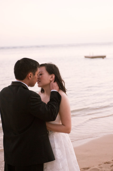 Eva & Sonny Kiss at Kahala Beach