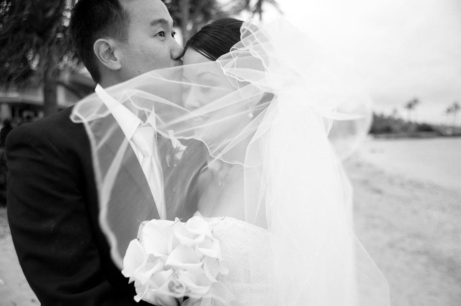Black and White of Courtney and Travis on Kahala Beach