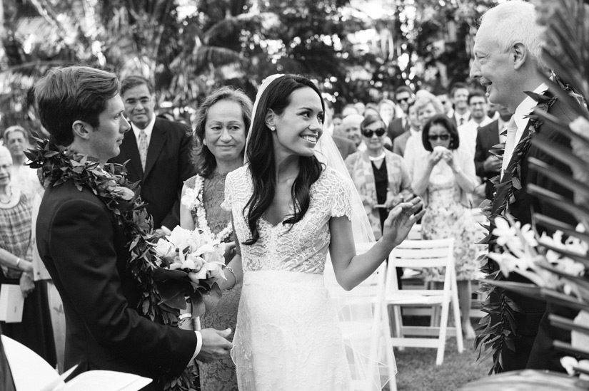 Royal-Hawaiian-Wedding-Photographer-56