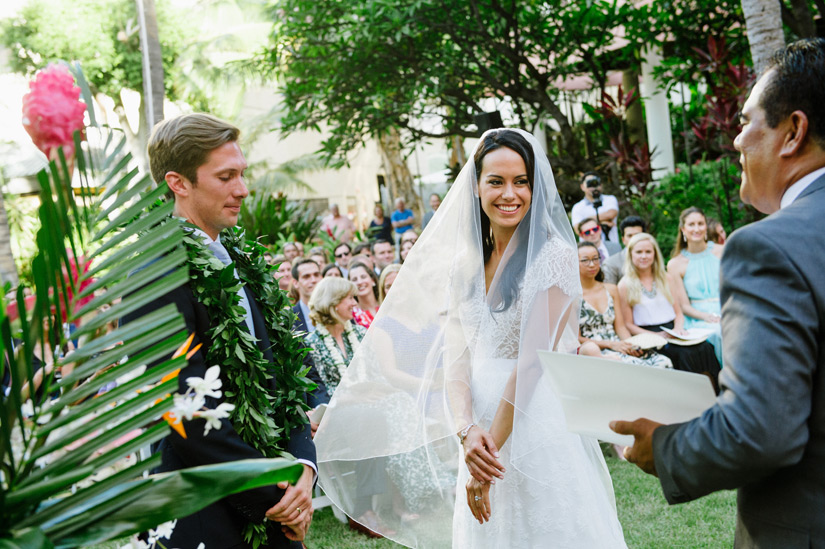 Royal-Hawaiian-Wedding-Photographer-59