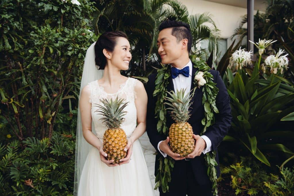 Bride & Groom with Pineapples