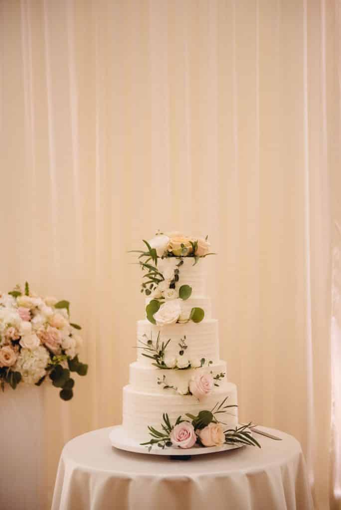 Wedding Cake in Ballroom of Four Seasons Oahu