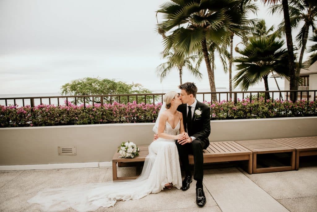 Bride & groom kissing on Hau Terrace
